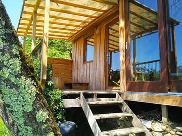 Gîte pour 2 personnes, avec vue et jardin à Aspet