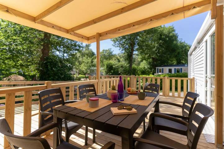 Mobil home pour 4 personnes, avec jardin ainsi que piscine et terrasse, animaux acceptés à Névez - 2