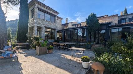 Chambre d’hôte pour 3 personnes, avec jardin et piscine, animaux acceptés à Aubres