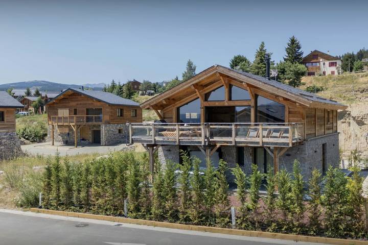 Chalet pour 10 personnes, avec Jacuzzi ainsi que Terrasse et Jardin dans les Pyrénées-Orientales - 4