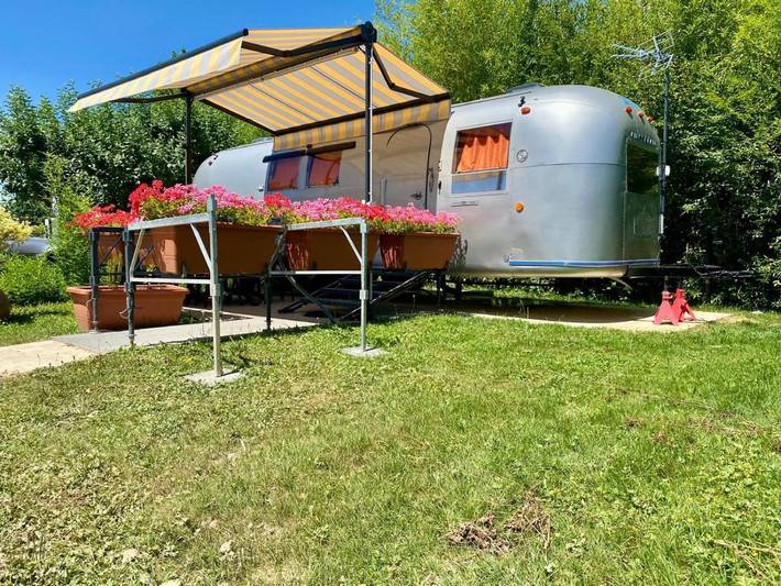 Gîte pour 8 personnes, avec vue et terrasse, animaux acceptés à Viriat - 4