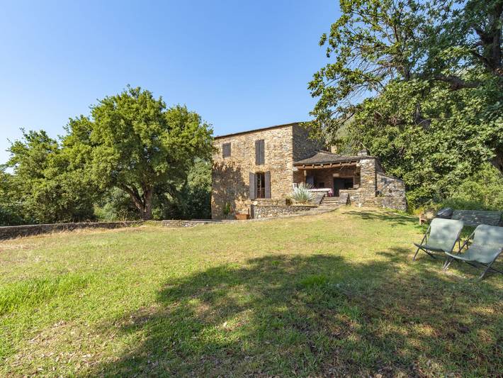 Location de vacances pour 8 personnes, avec terrasse et jardin à Valle-di-Campoloro