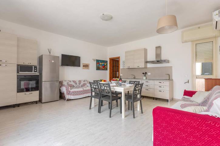 Location de vacances pour 5 personnes, avec terrasse à Torre Chianca - 4