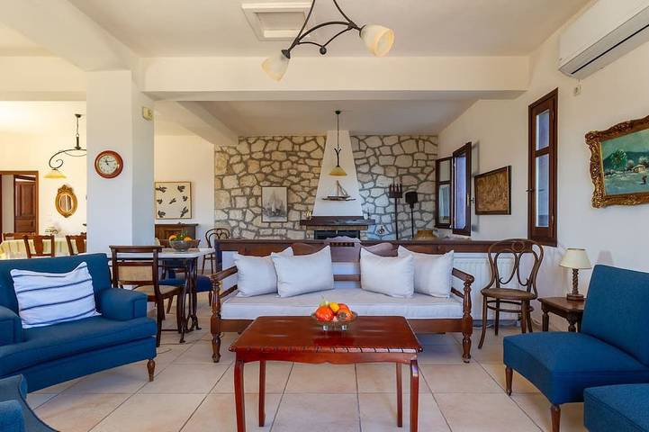 Casa de Piedra Liladi Villa con piscina privada. in Cefalonia