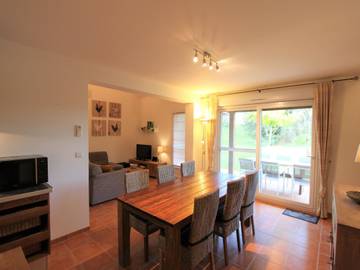 Maison De Vacances pour 7 Personnes dans Arles, Parc naturel régional de Camargue, Photo 2