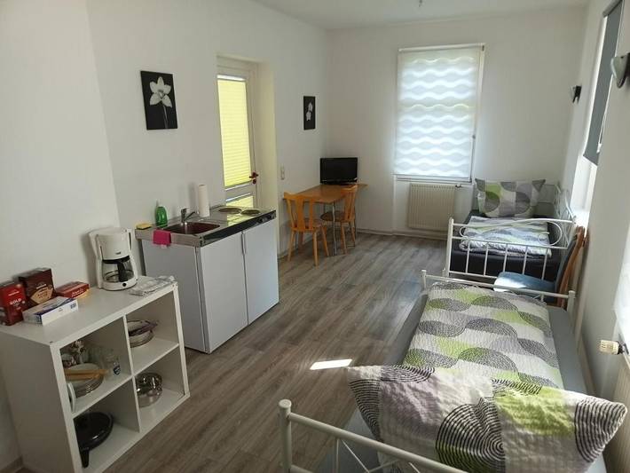 Ferienwohnung für 3 Personen, mit Balkon und Terrasse sowie Garten und Ausblick