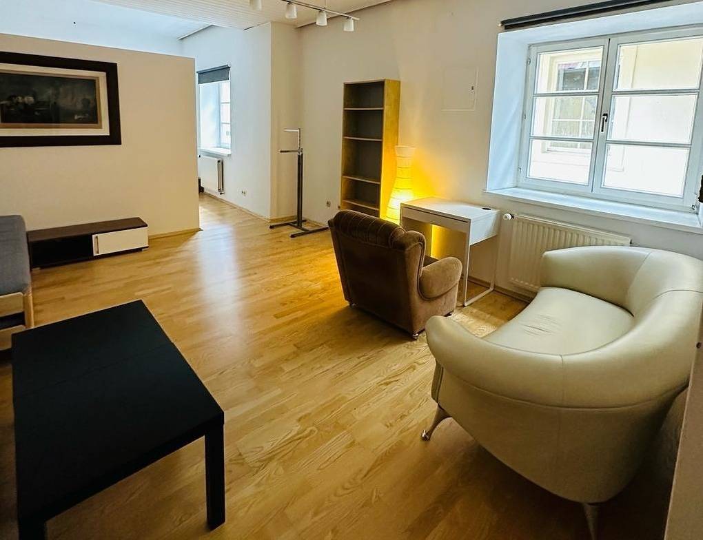Ganze Ferienwohnung, Wohnung mit einem Schlafzimmer mit Trennwand in Graz, Steirerland