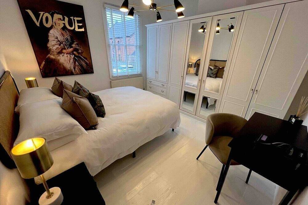 Ferienhaus-Eigenes Badezimmer-Deluxe in Chester, West Cheshire und Chester