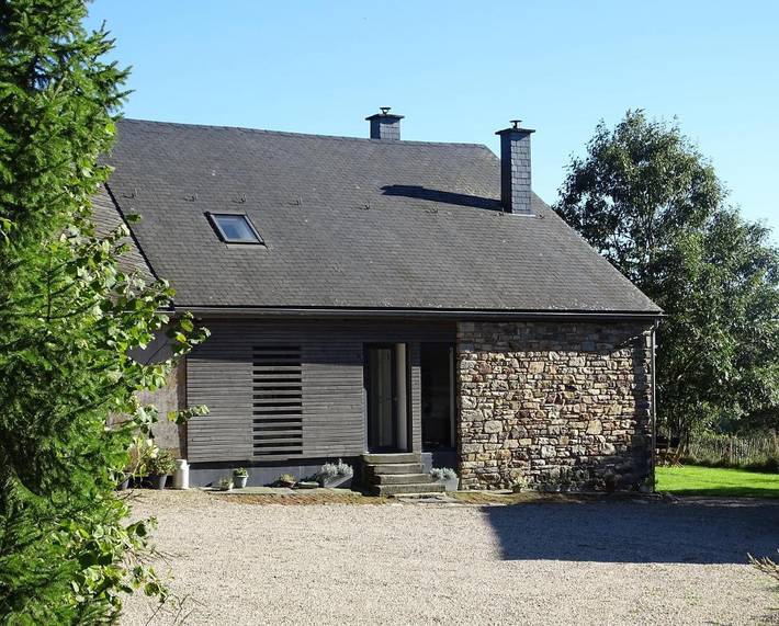 Location de vacances pour 8 personnes, avec vue et jardin dans Bellevaux-Ligneuville - 2