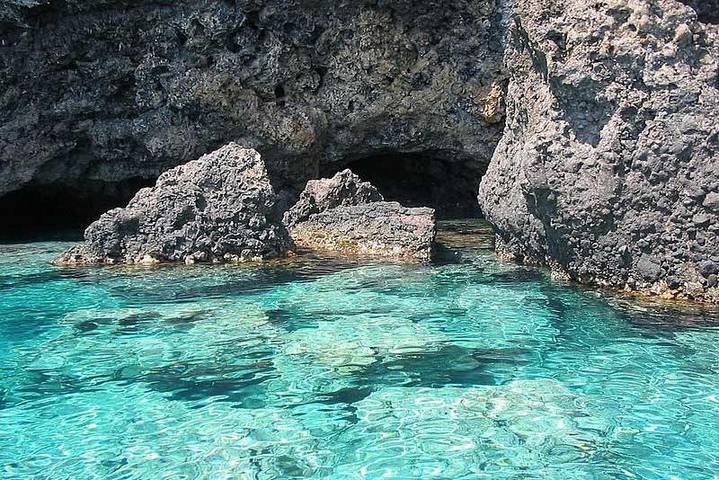 Casa vacanza per 6 persone, con panorama, adatto a famiglie con bambini in Ustica