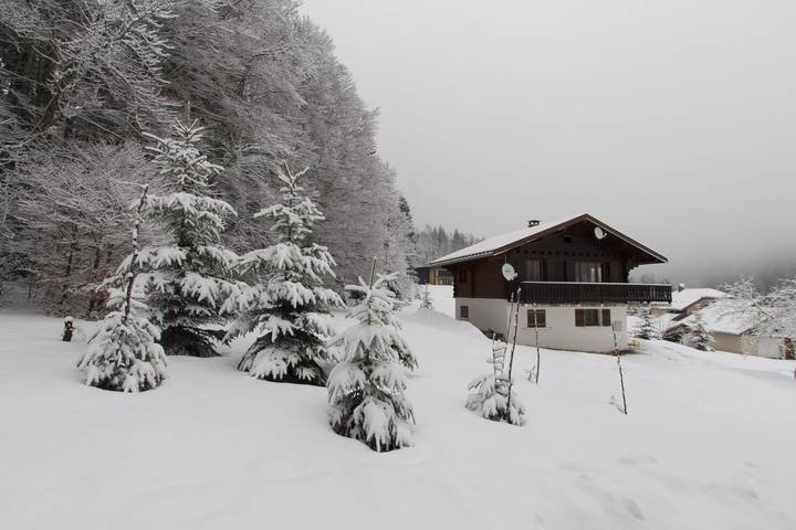 Chalet pour 4 personnes, avec jardin et terrasse dans le Jura - 2