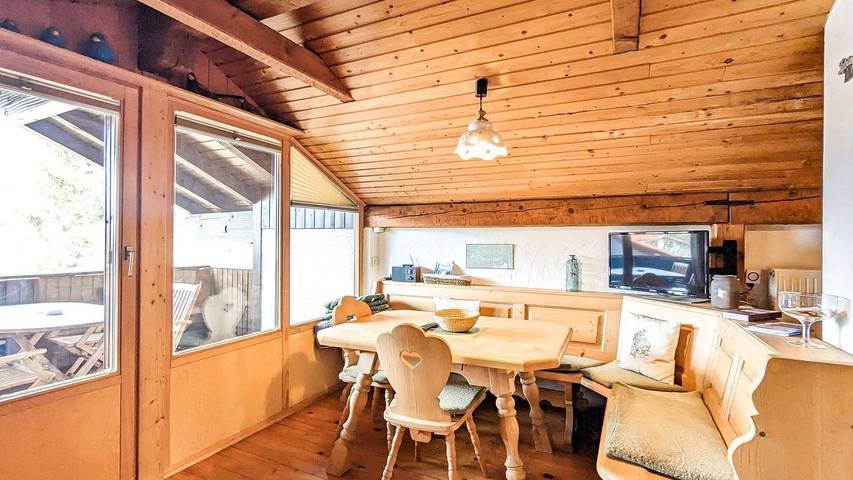 Ferienwohnung für 2 Personen, mit Ausblick und Balkon, mit Haustier in Hopferau - 2