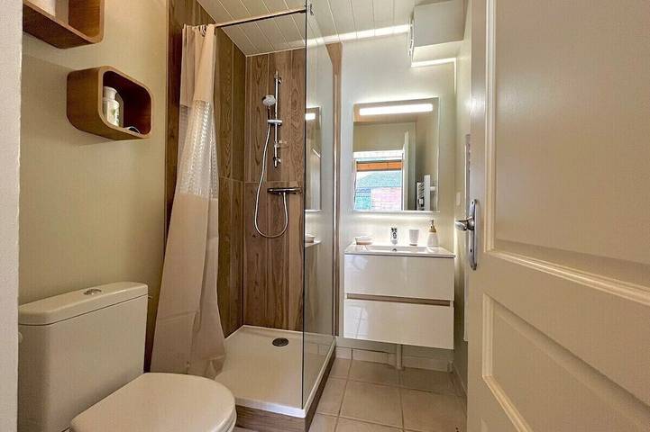 Gîte pour 3 personnes, avec Terrasse et Jardin à Pont-d'Ain - 4