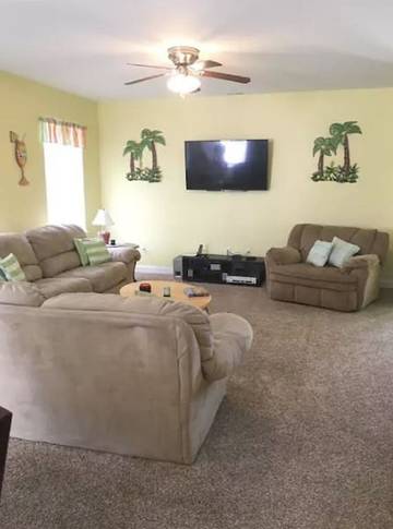 Vacation Apartment for 12 Guests in Wildwood, Jersey Shore, Picture 1