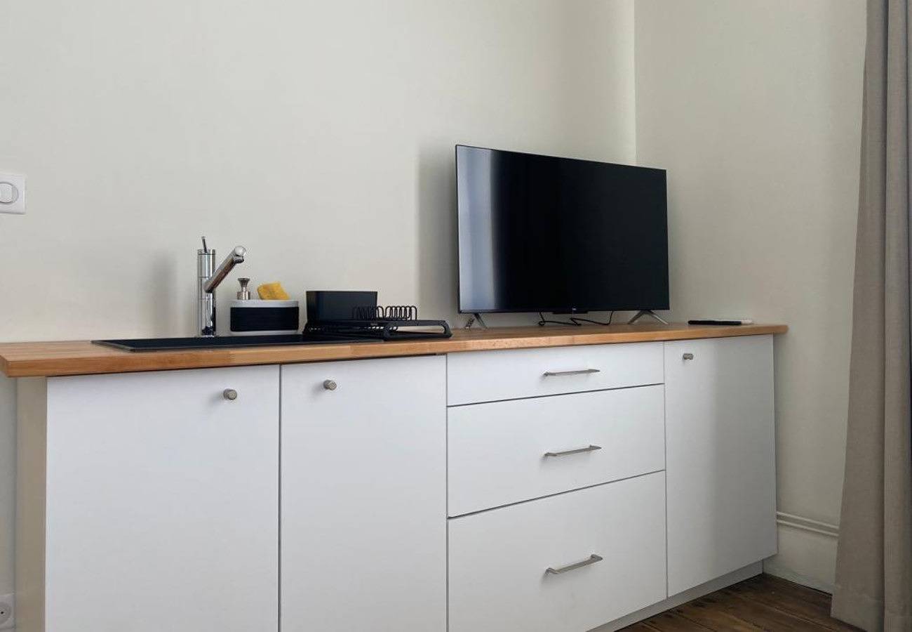 Estudio entero, Estudio para 2 personas con jardín in Brive-la-Gaillarde, Brive-la-Gaillarde region