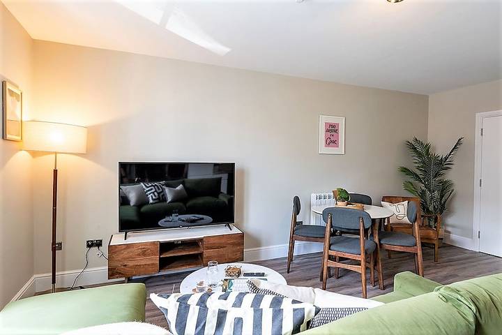 Apartamento entero, Your Apartment | Bristol Wellington Place | One (1 Bed) in Brístol, Sudoeste de Inglaterra