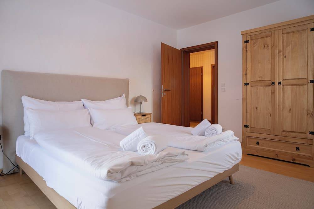 Ganze Wohnung, ღliboria | Helle Balkonwohnung am See in Riegsee, Das Blaue Land