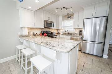 Vacation Home for 6 Guests in Gulf Resort Beach, West Panama City Beach, Picture 4