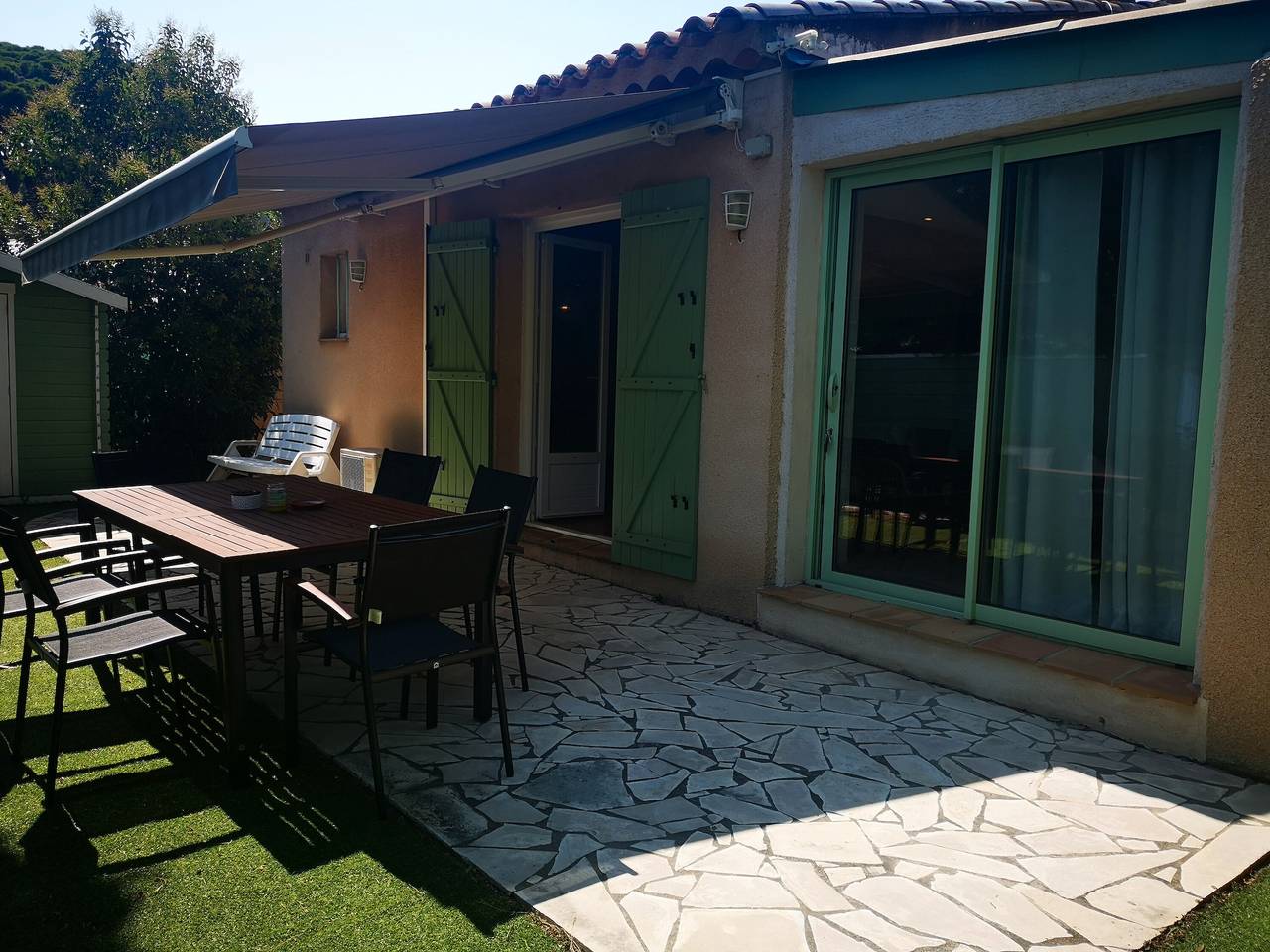 Ferienhaus 'Maison A 130m De La Plage' mit Gemeinschaftspool, Wi-Fi und Klimaanlage in Sainte-Maxime, Draguignan Region