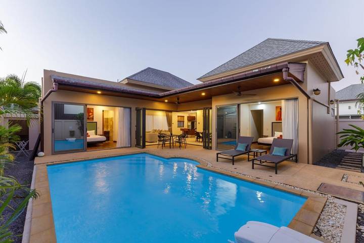 Villa für 4 Personen, mit Terrasse und Pool in Phuket