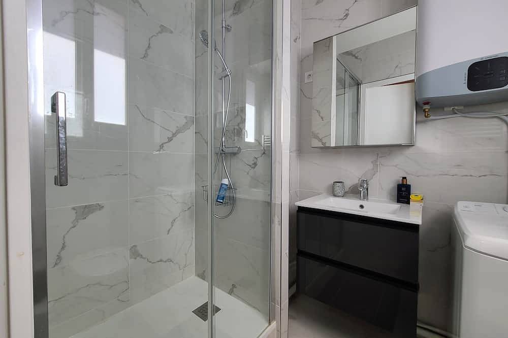 Apartamento entero, 1 Bedroom Apartment in Saint-Maur-des-Fossã©s in Saint-Maur-des-Fossés, Valle del Marne