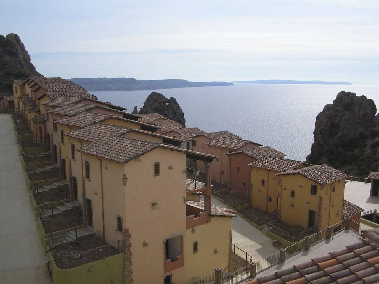 Haus 'Red Coral' mit Gemeinschaftspool in Nebida, Iglesias