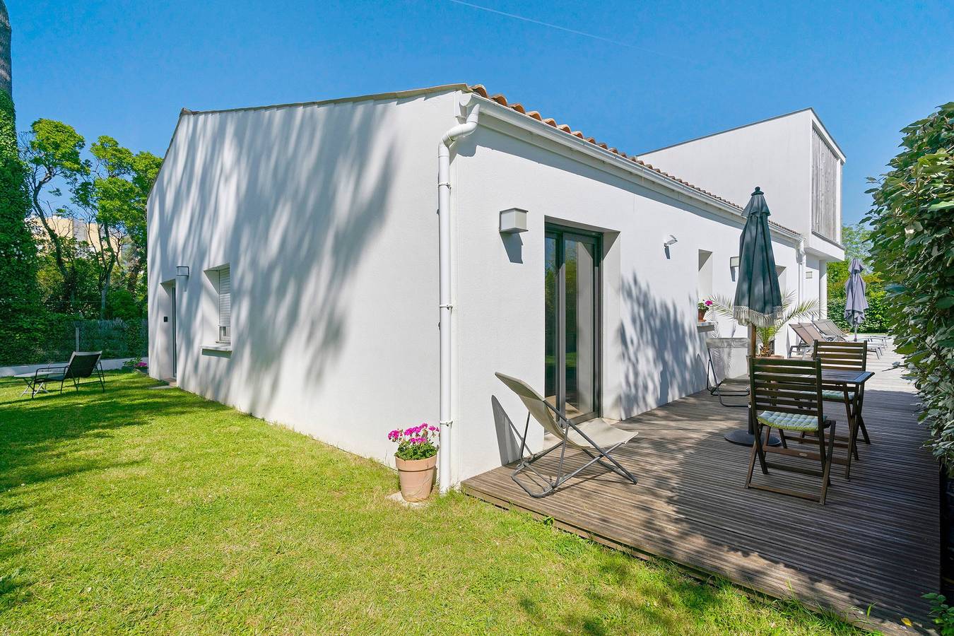 Charmantes Zimmer mit Pool und Garten – Frühstück inklusive in Saint-Palais-sur-Mer, Côte de Beauté