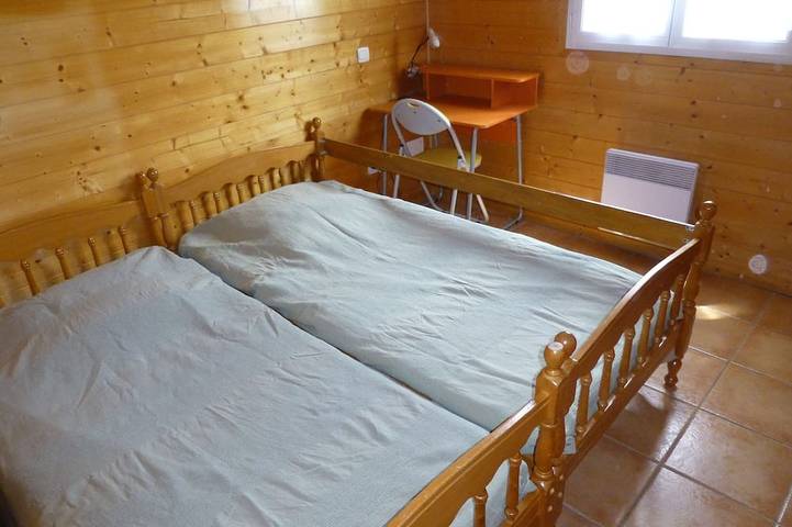 Gîte pour 5 personnes, avec jardin et piscine à Le Martinet - 3