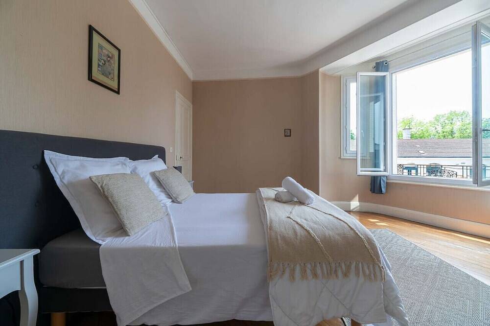 Entire apartment, Le rue Neuve - 20 rue Samuel Paty - Vichy in Vichy, Vichy region