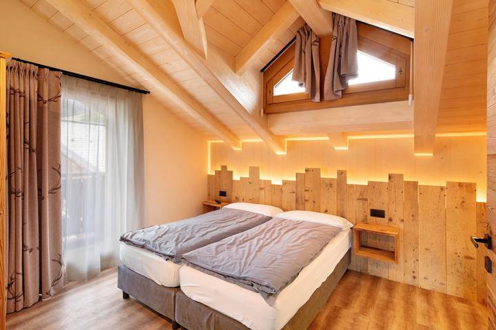 Apartamento entero, Apartamento 'Chalet Leur Gusja Golp Quadrilocale' con vistas a la montaña, jardín compartido y Wi-Fi in Livigno (Town), Livigno