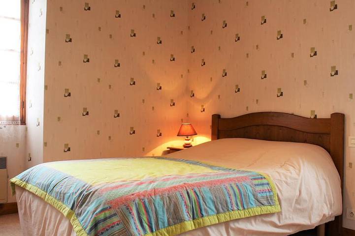 Gîte pour 4 personnes, avec jardin, animaux acceptés à Cénac-et-Saint-Julien - 3