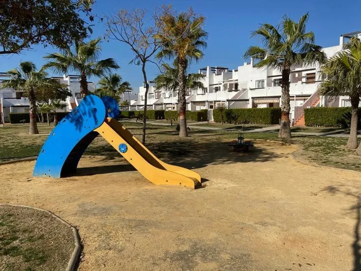 Apartamento de vacaciones para 4 personas, con piscina además de vistas y terraza - 1