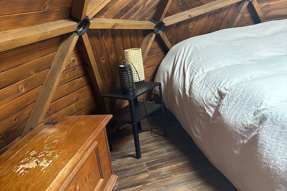 Dome in the mountains, secluded and peaceful. Pets welcome! in Lorca, Murcia Inland