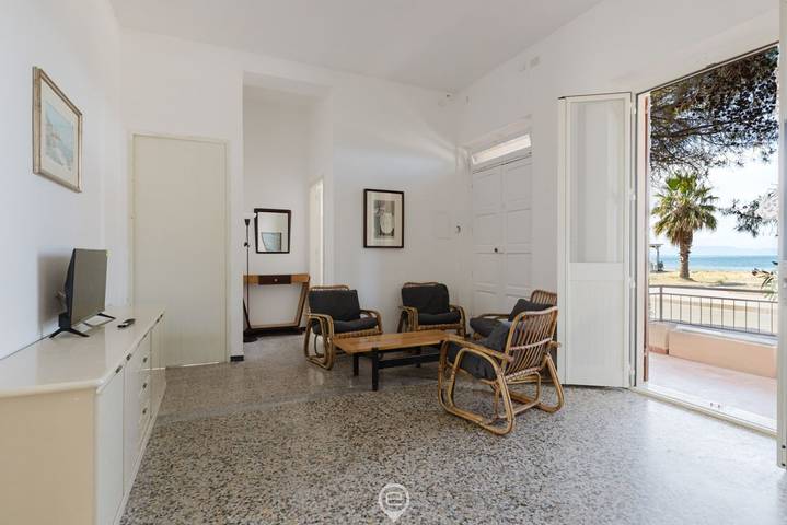 Appartamento intero, Beachside Apartments - Vista in Torregrande, Oristano