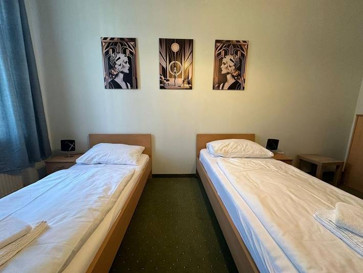 Ganze Ferienwohnung, Mariazellerhof Suite 016 in St. Pölten, Mostviertel