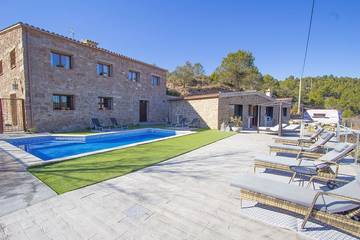 Casa rural para 20 personas, con terraza y jardín en Rubió 