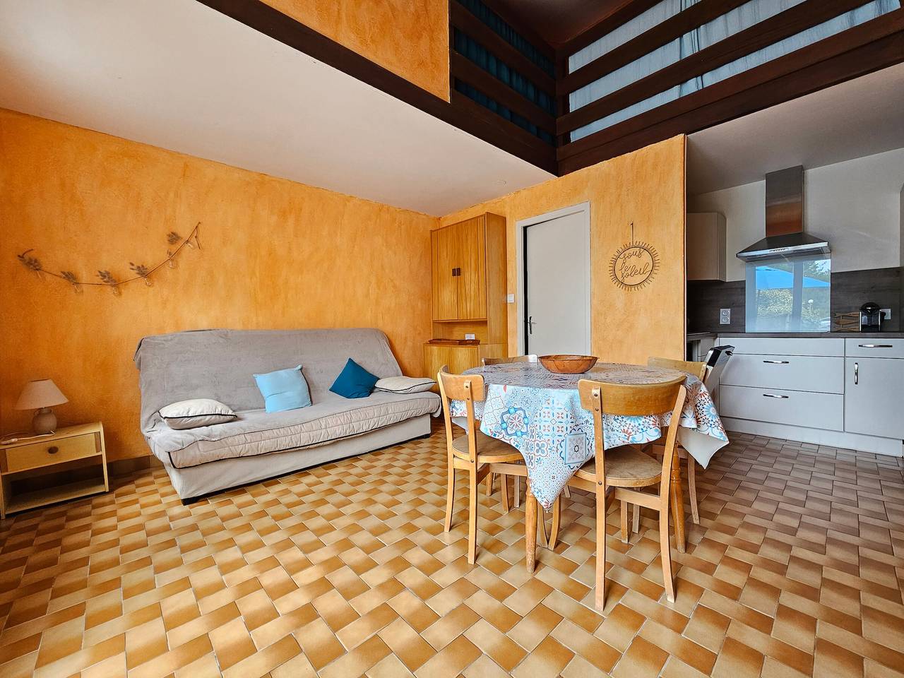 House 150m from beach, private parking in L'Aiguillon-la-Presqu'île, Vendée