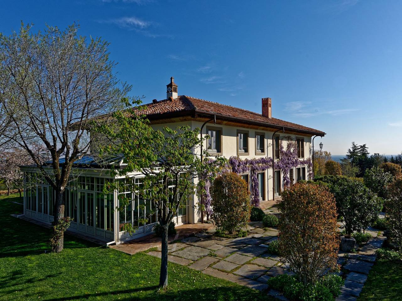 Villa sugli Appennini con Spa e Golf in Castel San Pietro Terme, Provincia di Bologna