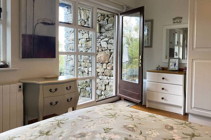 Gîte pour 4 personnes, avec terrasse à Roundstone - 3