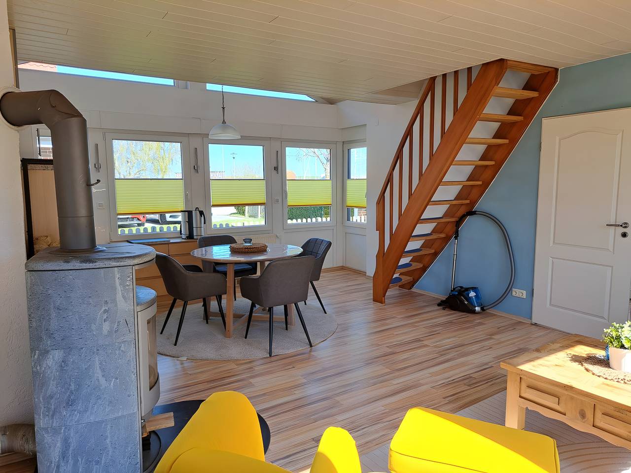 Ferienhaus 'Lotte' mit Meerblick, privater Terrasse und Wlan in Harlesiel, Landkreis Wittmund