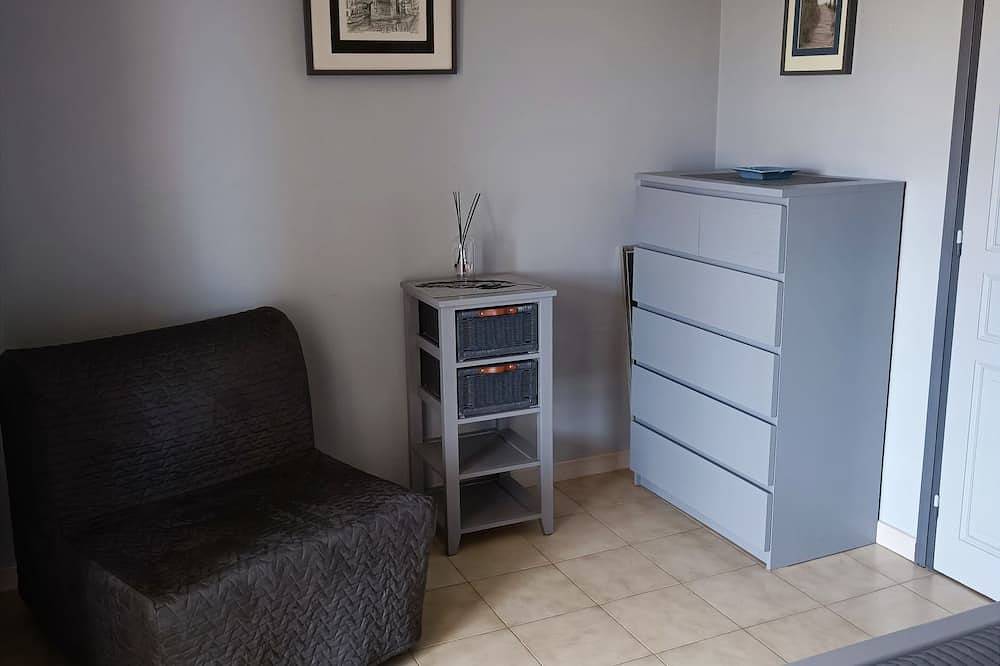 Appartement entier, Appartement type T2 en Duplex 52m2 in L'Île-Rousse, Région de Calvi