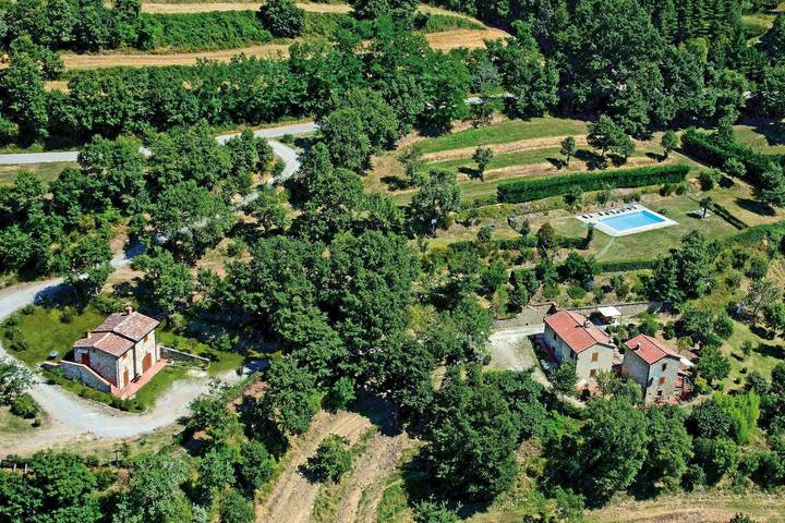 Villa for 12 people, with Pool in Cortona