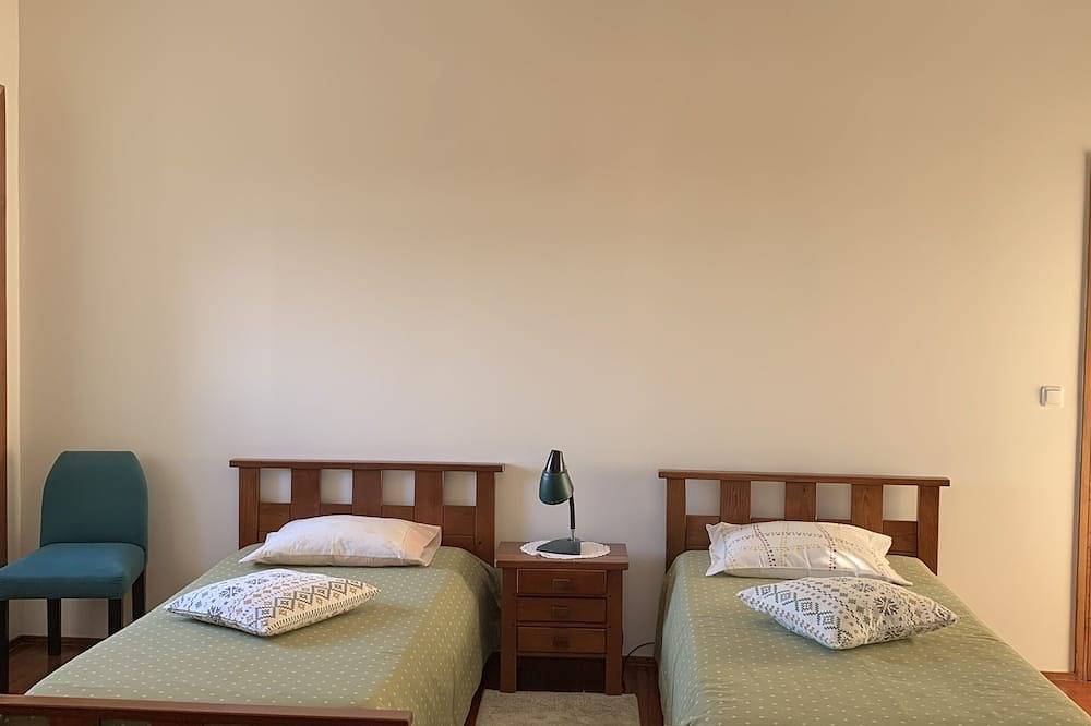 Casa com 5 quartos perto de praias e comodidades da cidade. in Viana do Castelo, Vale do Lima