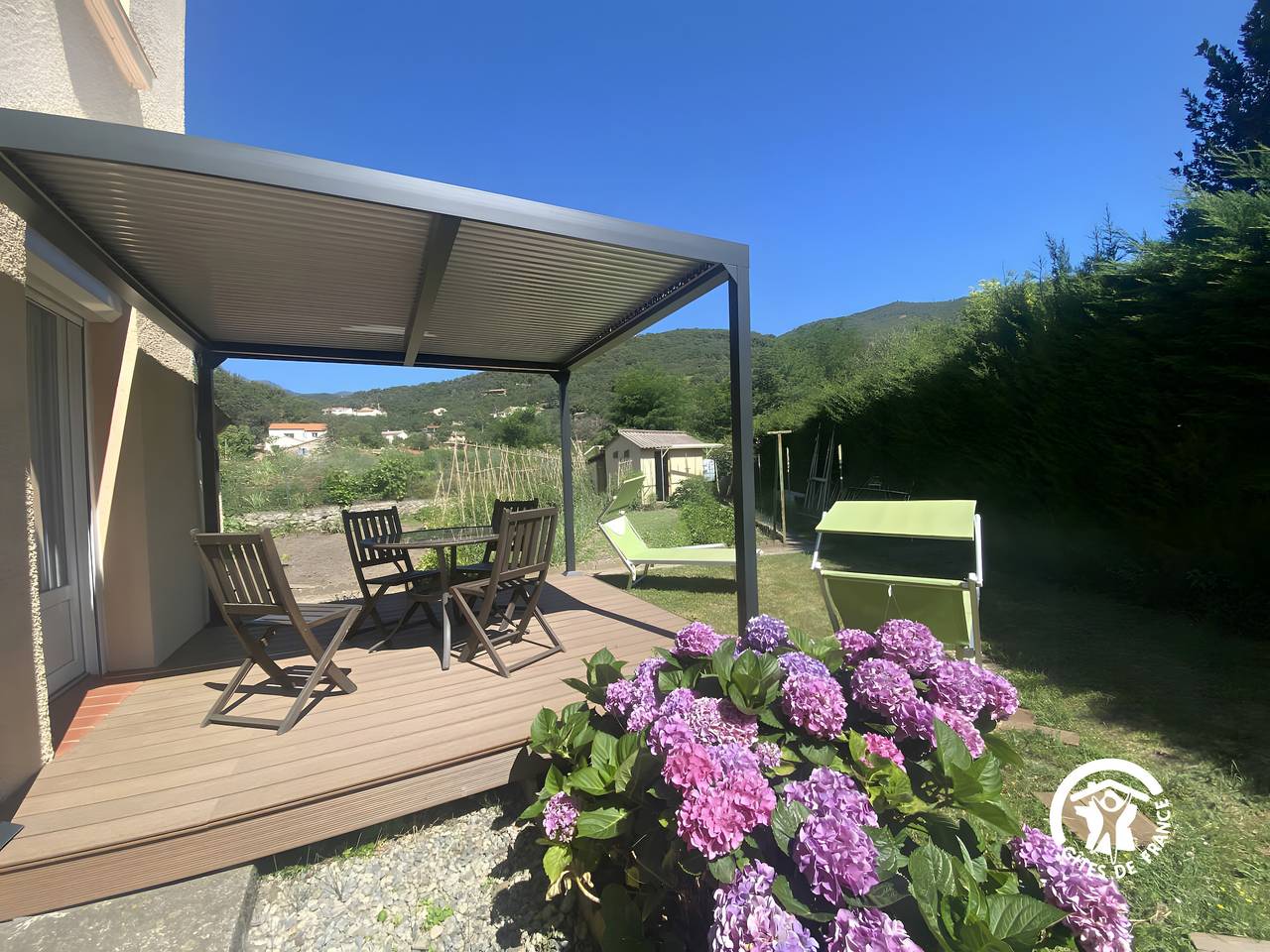 Casa vacanze 'Gîte Hortensias' con terrazza e fiume di fronte in Arles-sur-Tech, Céret e dintorni