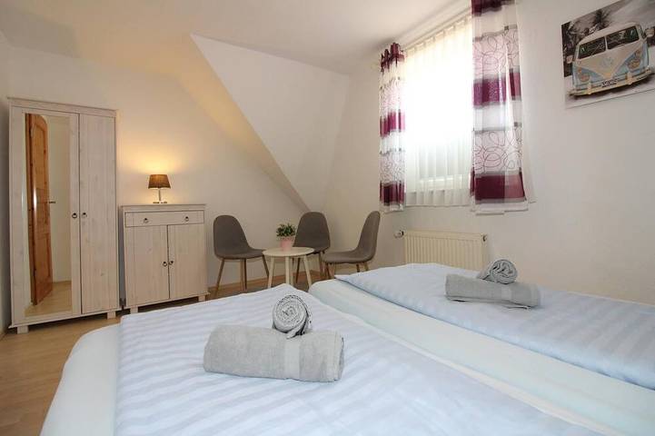 Ferienhaus für 6 Personen, mit Pool und Garten in Butjadingen - 2