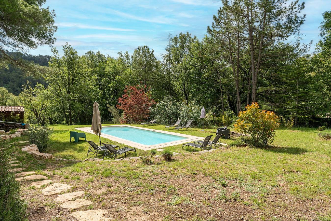 Maison De Vacances pour 4 Personnes dans Apt, Parc naturel régional du Luberon