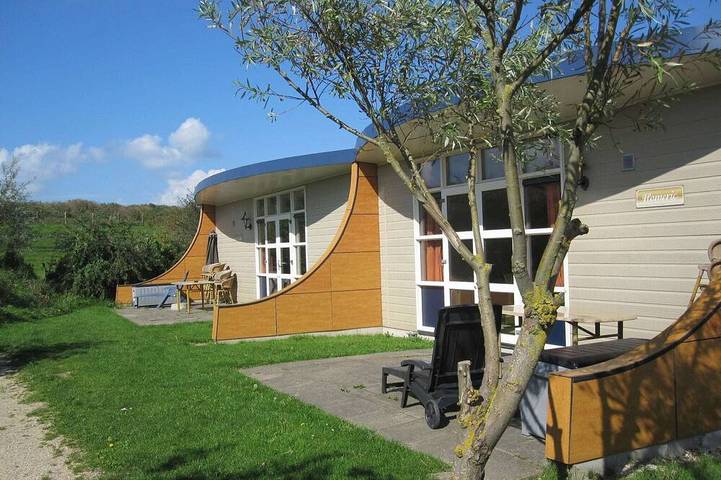Ferienhaus für 14 Personen, mit Terrasse und Garten in Westland