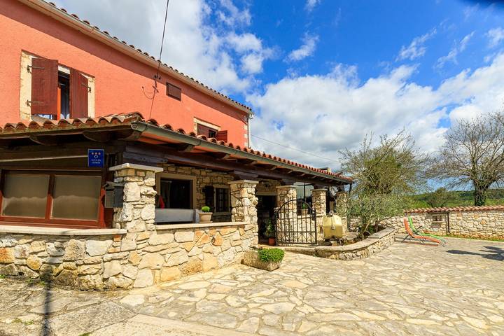 Ferienhaus für 4 Personen, mit Garten