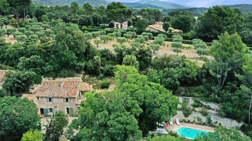 Gîte pour 10 personnes, avec jardin et piscine à Puget - 3
