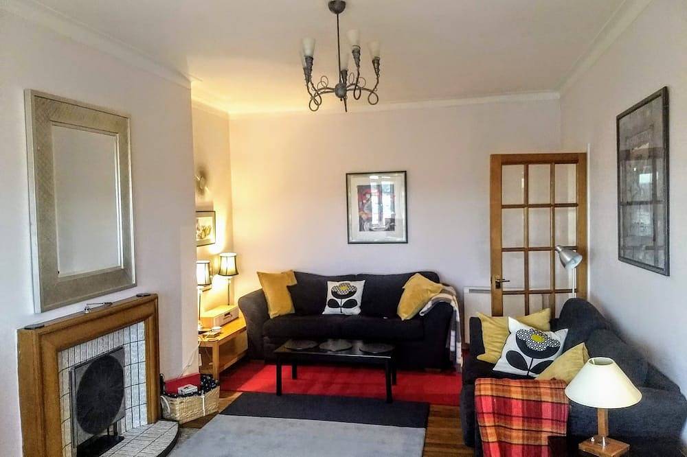 Entire apartment, Edinburgh Art Deco city centre apartment. Beautifully presented  home-from-home in Edinburgh, Edinburgh and Lothian